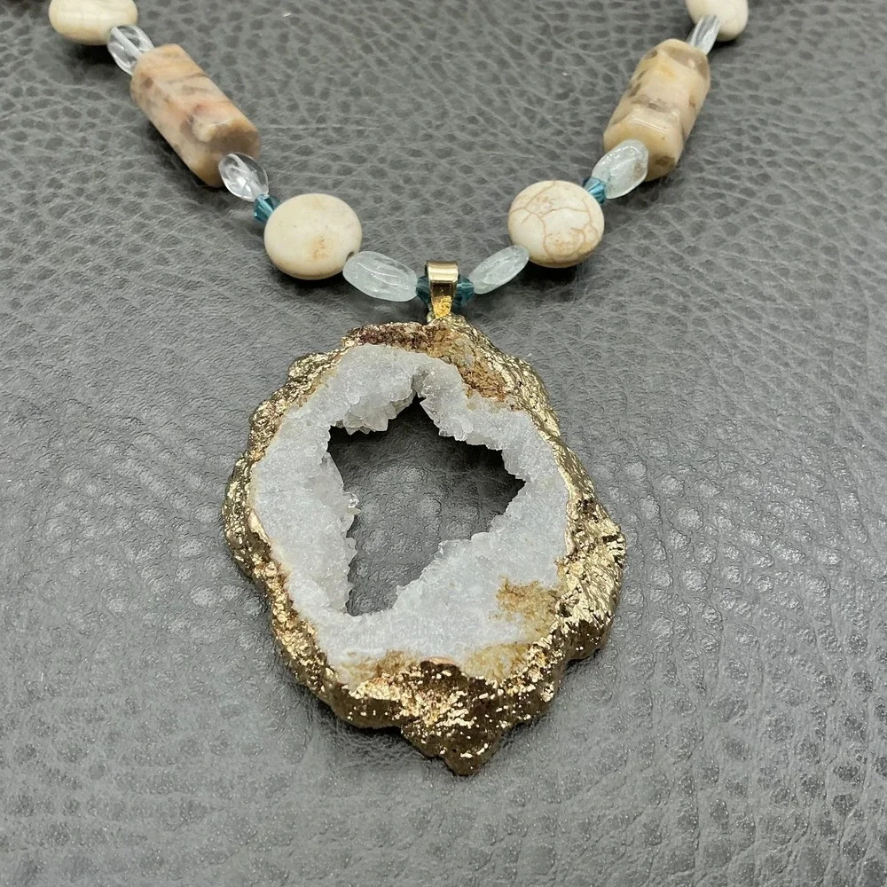 Geode Druzy Quartz Pendant Beaded Necklace Fossil Jasper Aqua Glass‎ Beads Boho